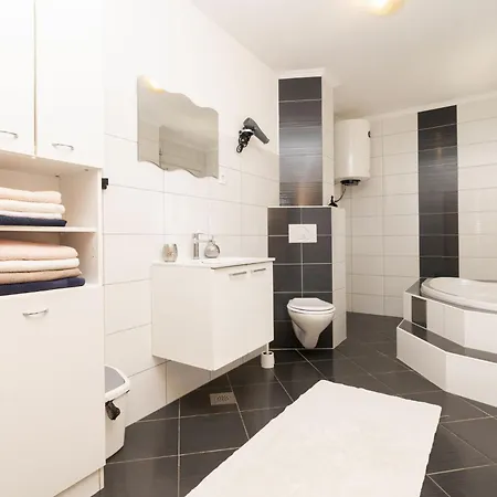 Lägenhet Anda-3 By Interhome *
