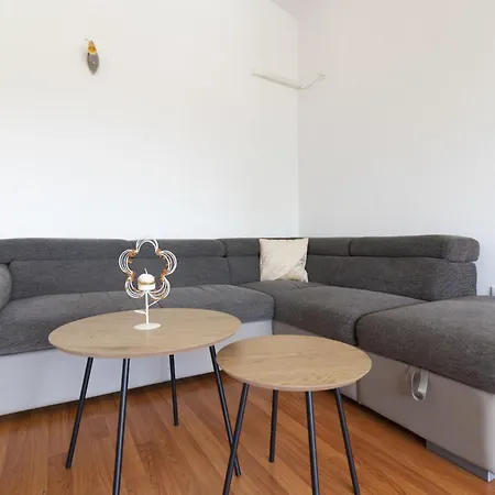 Lägenhet Anda-3 By Interhome Trogir