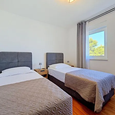 Anda-3 By Interhome *