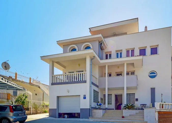 Appartamento Anda-3 By Interhome Traù