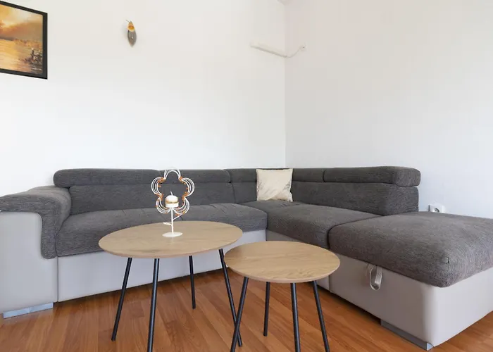 Appartamento Anda-3 By Interhome Traù